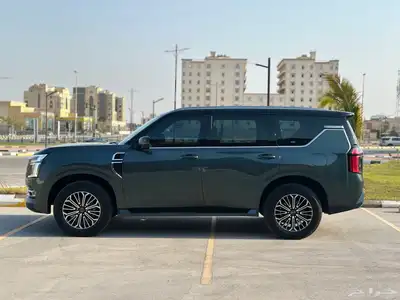 للبيع نيسان باترول موديل 2025 ماشي 4400 كم 8