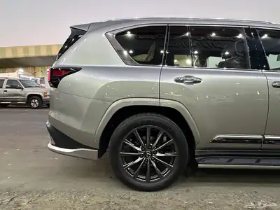 جيب لكزس 600 LX أف سبورت م 2024 سعودي شيه أصفاار 6