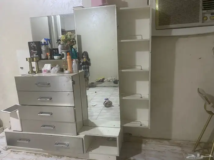 تسريحه كبيره لون اوف وايت 0