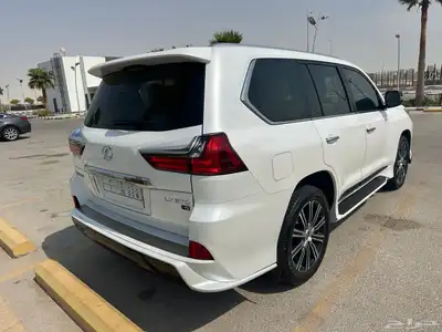 جيب لكزس 2021 LX570 - ممشى قليل بحالة الوكالة .. 15