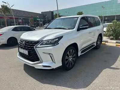 جيب لكزس 2021 LX570 - ممشى قليل بحالة الوكالة .. 0