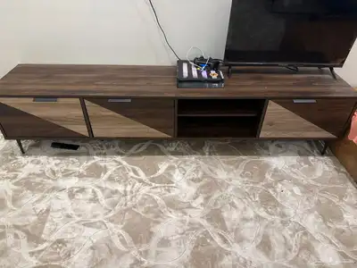 طاولة تلفزيون مترين 0