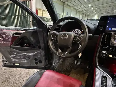 جيب لكزس 600 LX أف سبورت م 2024 سعودي شيه أصفاار 69