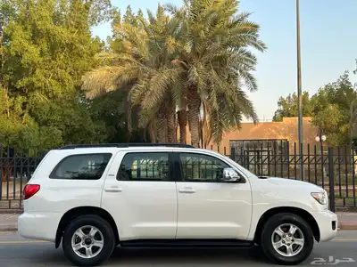 تويوتا اسكويا موديل 2011 سعودي بدون دبل 3