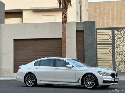 بي ام دبليو 730 قمه في النظافه 2019 31