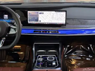 BMW 735 Li 2025 شبة جديد على الضمان KIT M 21