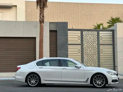 بي ام دبليو 730 قمه في النظافه 2019 32