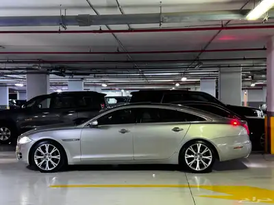 2012 Jaguar XJL 4