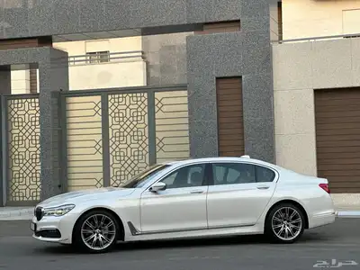 بي ام دبليو 730 قمه في النظافه 2019 15