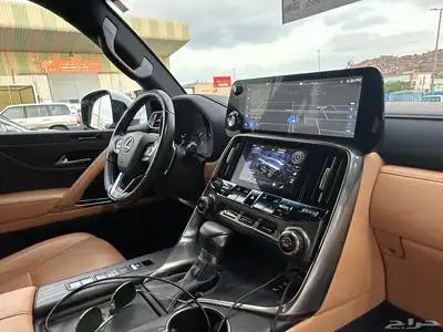 لكزس LX م 2023 بحااله الوكاااله عداد 41 ألف كم 33
