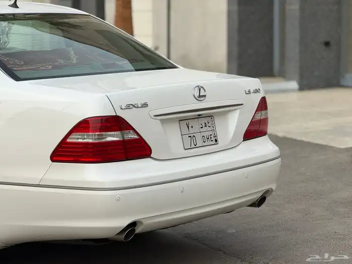 لكزس LS430 شبه جديده مخزنه 2005 17