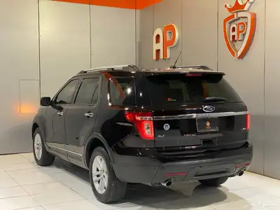 فورد أكسبلور XLT 2013 بحالة نظيفة 7