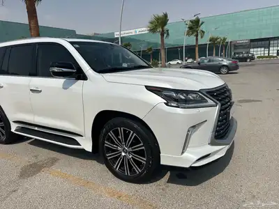 جيب لكزس 2021 LX570 - ممشى قليل بحالة الوكالة .. 6