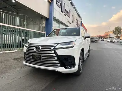 لكزس LX م 2023 بحااله الوكاااله عداد 41 ألف كم 0