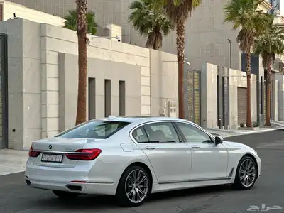 بي ام دبليو 730 قمه في النظافه 2019 37