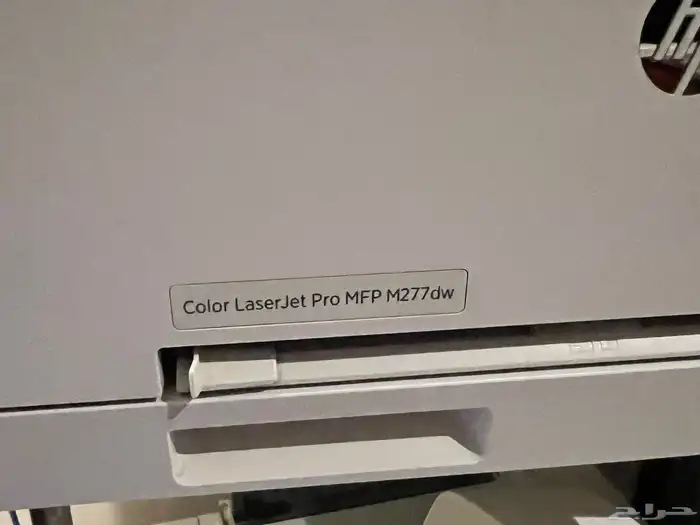 للبيع طابعة ليزر اسود وملون 1