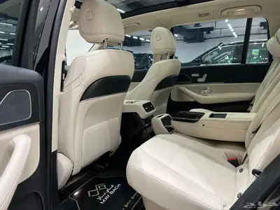 Mercedes Benz GLS 2025 8