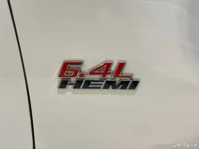 كرايسلر S300 2023 معدل خارجي SRT بحالة نظيفه 8