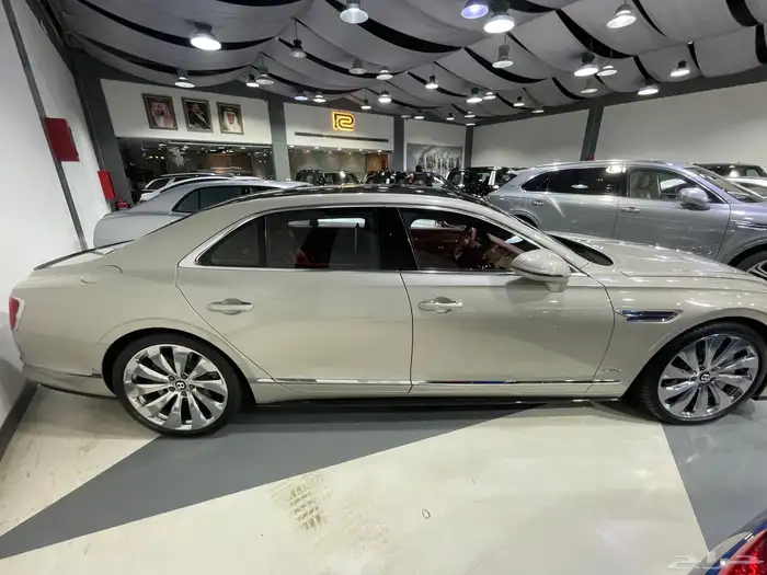 بنتلي فلاينج سبير 12W موديل 2020 مستعمل 2