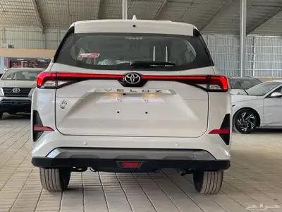 تويوتا فيلوز2025GLX سعودي 7مقاعد(بنزين)1.5L 5