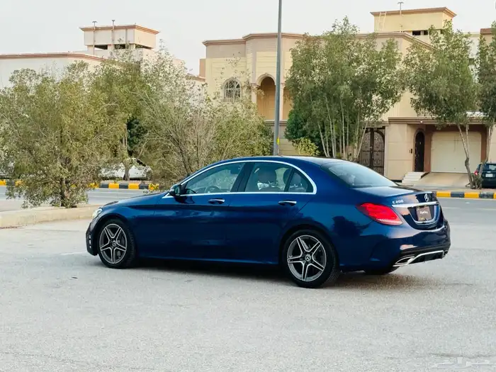 مرسيدس C 200 9