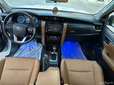 نوع السيارة   تويوتا فورشنر VX1 2023 بنزين الممشى 49 الف 14