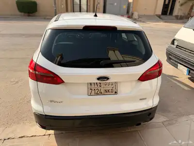 Ford Focus 2015 hatchback For Sale(Urgent Sale) 3