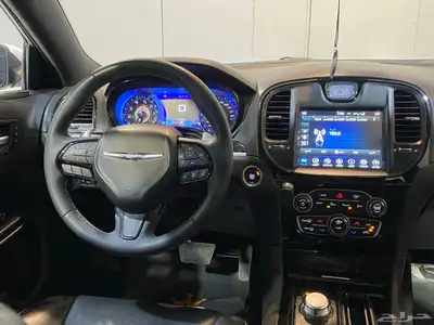 كرايسلر S300 2023 معدل خارجي SRT بحالة نظيفه 10