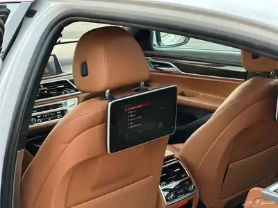 بي ام دبليو 730 قمه في النظافه 2019 52