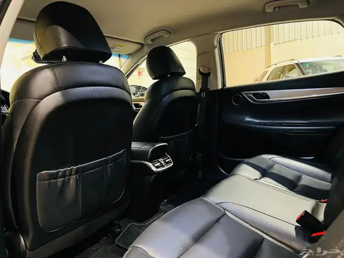 هيونداي أزيرا 2021 V6 (بحالة ممتازة) 9