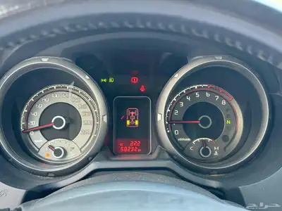 باجيرو GLS 2020 ذهبي 12