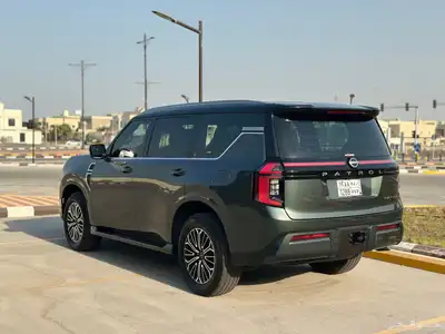 للبيع نيسان باترول موديل 2025 ماشي 4400 كم 5