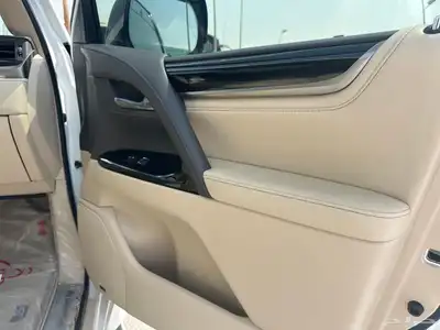 جيب لكزس 2021 LX570 - ممشى قليل بحالة الوكالة .. 54