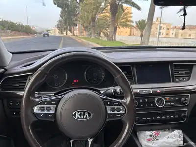 كيا كادينزا ديزل للبيع 10