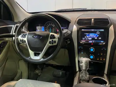 فورد أكسبلور XLT 2013 بحالة نظيفة 9