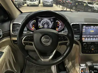 جيب جراند شيروكي موديل 2018 فل كامل لمتيد 22