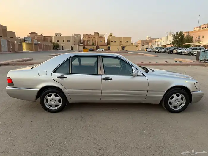 مرسيدس 99 شبه نظيف جدا 9