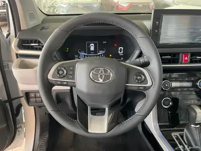 تويوتا فيلوز2025GLX سعودي 7مقاعد(بنزين)1.5L 11