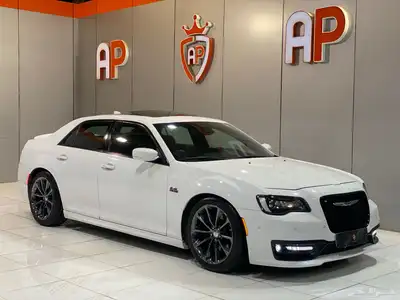 كرايسلر S300 2023 معدل خارجي SRT بحالة نظيفه 1