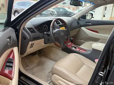 لكزس ES350 سعودي 2009 اسود داخل بيج 8