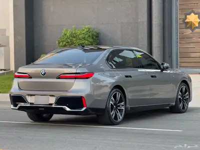 BMW 735 Li 2025 شبة جديد على الضمان KIT M 3