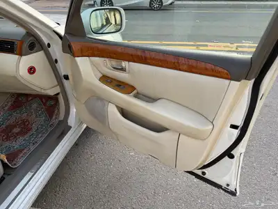لكزس LS430 2005 سعودي مخزن 20