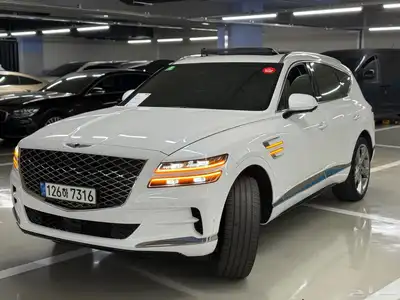 جينسيس GV80 رويال فل كامل دبل داخلي اوف وايت 7 مقاعد 0