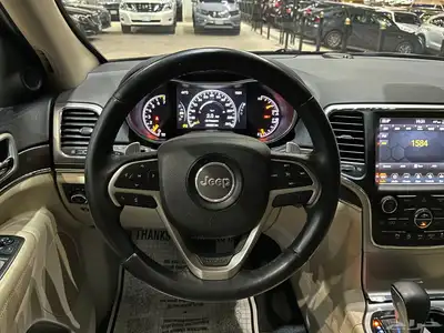 جيب جراند شيروكي موديل 2018 فل كامل لمتيد 17