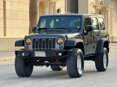 جيب رانجلر موديل 2016 سبورت بحاله ممتازه 1