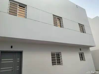 فيلا مؤثثه للايجار عوائل 0