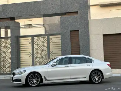 بي ام دبليو 730 قمه في النظافه 2019 16