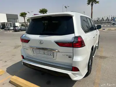 جيب لكزس 2021 LX570 - ممشى قليل بحالة الوكالة .. 13
