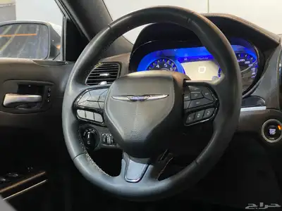كرايسلر S300 2023 معدل خارجي SRT بحالة نظيفه 11