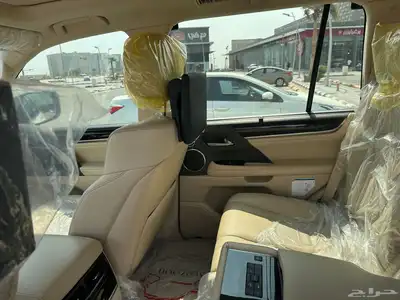 جيب لكزس 2021 LX570 - ممشى قليل بحالة الوكالة .. 37